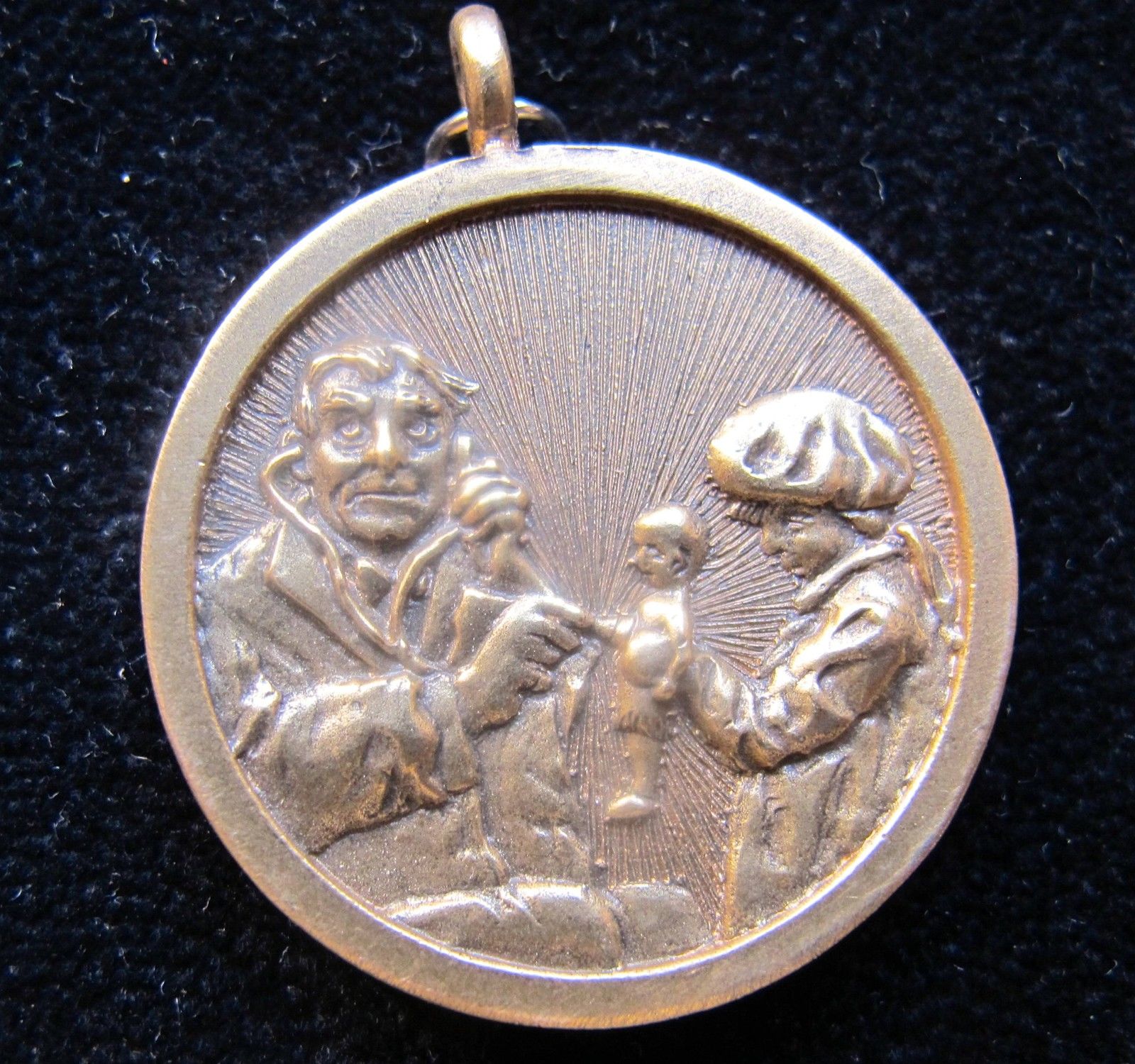 NORMAN ROCKWELL THE DOCTOR AND THE DOLL Original Gold Pendant