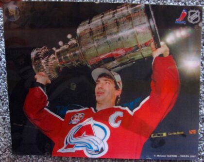 JOE SAKIC COLORADO AVALANCHE STANLEY CUP 3-D HOLOGRAPHIC PHOTO ICE HOCKEY NHL